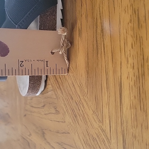 3/$12 ☆☆Strappy black sandals size 10 - Picture 8 of 10